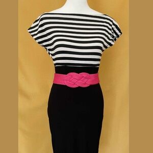 BlackBerry WIGGLE DRESS size 8 M/L - Black Pencil Rockabilly Pin-up Pinup USA